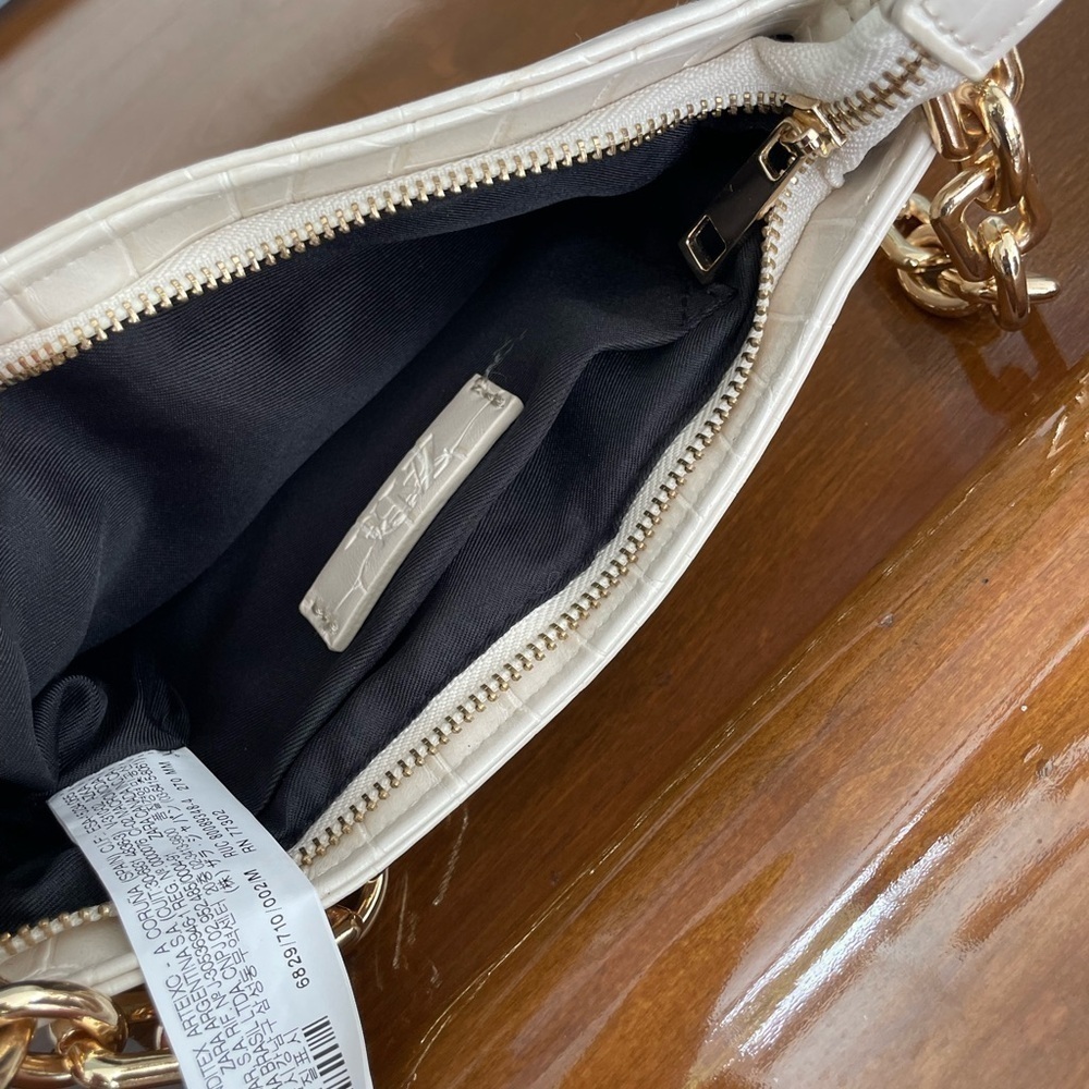 Zara Chain Link Python Embossed Purse - Picture 4 of 10